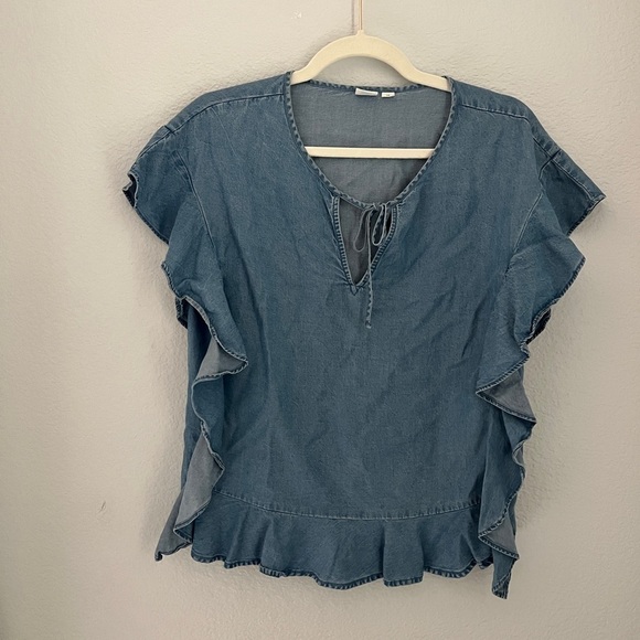 Gap Medium Wash Chambray Denim Jean Ruffle Sleeve Blouse Shirt Top - Picture 1 of 4